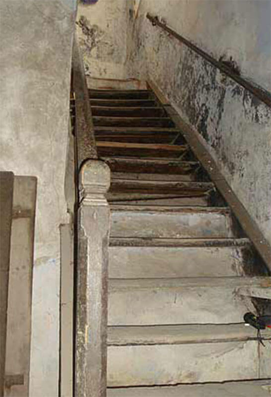 Kholle House Restoration - staircase